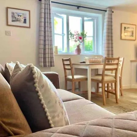 Scenic Couples Getaway In The Brecon Beacons Vila Crickhowell Exterior foto