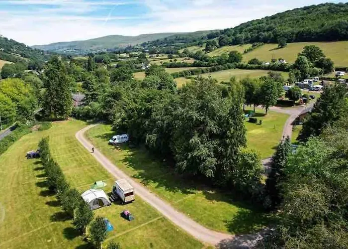 Scenic Couples Getaway In The Brecon Beacons